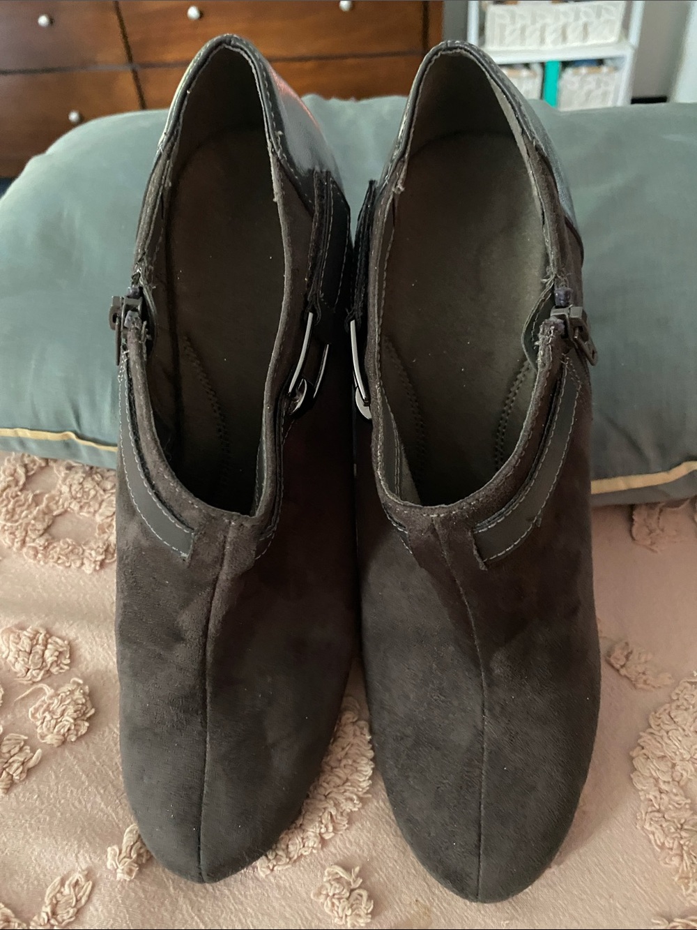 AEROSOLES Dark Brown Suede Ankle Booties